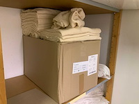 Complete voorraadruimte met beddengoed, ritsen, verpakkingsmateriaal, samples, terrasbeschermers, textielvoorraad, etc. - afbeelding 8 van  23
