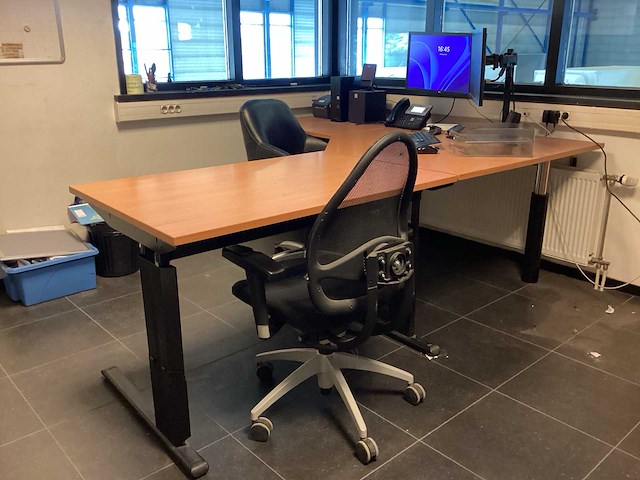Complete werkplek - afbeelding 13 van  25