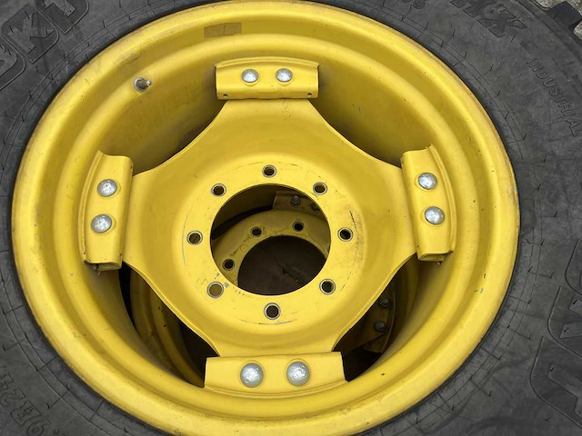 Complete wielenset bkt ride max it 696 400/80r24 & 480/80r34 – john deere 5080r - afbeelding 8 van  12