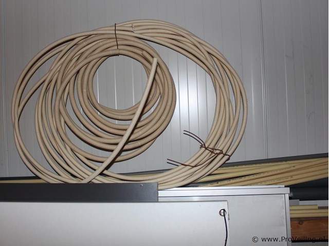 Complete zolderopruiming - afbeelding 3 van  22