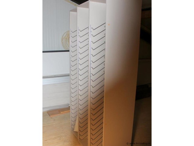 Complete zolderopruiming - afbeelding 19 van  22