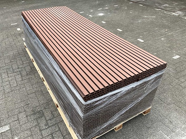 Composiet - gevelbekleding rhombusprofiel donkerhout (20x) - afbeelding 8 van  14