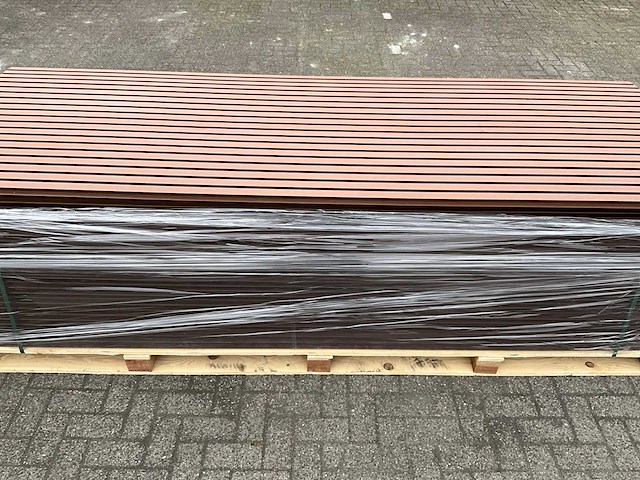 Composiet - gevelbekleding rhombusprofiel donkerhout (20x) - afbeelding 9 van  14
