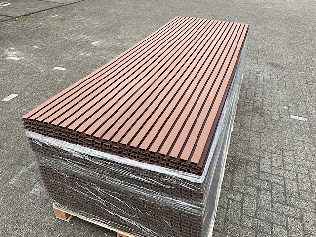 Composiet - gevelbekleding rhombusprofiel donkerhout (20x) - afbeelding 10 van  14