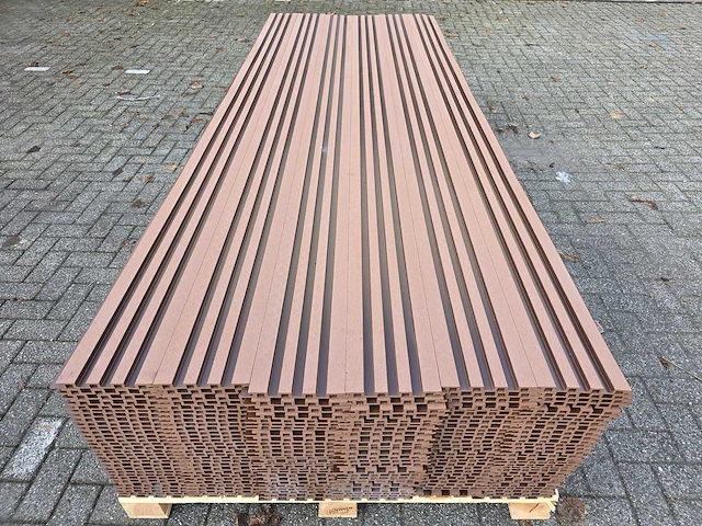 Composiet - gevelbekleding rhombusprofiel donkerhout (50x) - afbeelding 6 van  12