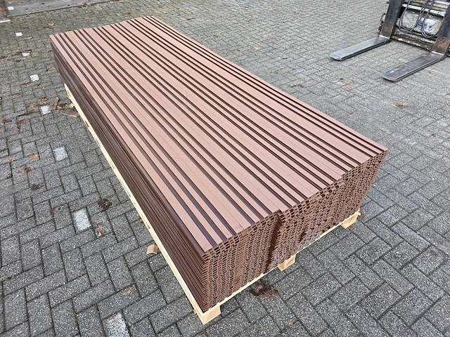 Composiet - gevelbekleding rhombusprofiel donkerhout (50x) - afbeelding 7 van  12