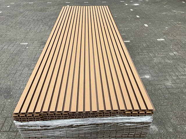 Composiet - gevelbekleding rhombusprofiel eiken (20x) - afbeelding 4 van  11