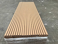 Composiet - gevelbekleding rhombusprofiel eiken (50x) - afbeelding 4 van  11