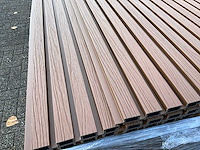 Composiet - gevelbekleding rhombusprofiel teak (25x) - afbeelding 6 van  12