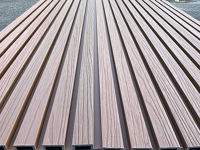 Composiet - gevelbekleding rhombusprofiel teak (50x) - afbeelding 5 van  12