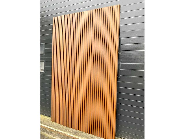 Composiet - gevelbekleding rhombusprofiel teak flower (20x) - afbeelding 3 van  12