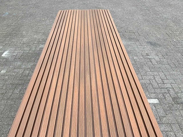 Composiet - gevelbekleding rhombusprofiel teak flower (20x) - afbeelding 8 van  12