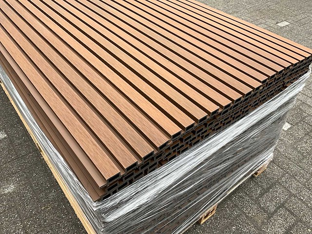 Composiet - gevelbekleding rhombusprofiel teak flower (20x) - afbeelding 9 van  12