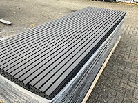 Composiet - gevelbekleding rhombusprofiel zwart (135x) - afbeelding 6 van  10