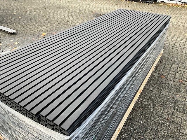 Composiet - gevelbekleding rhombusprofiel zwart (20x) - afbeelding 4 van  9