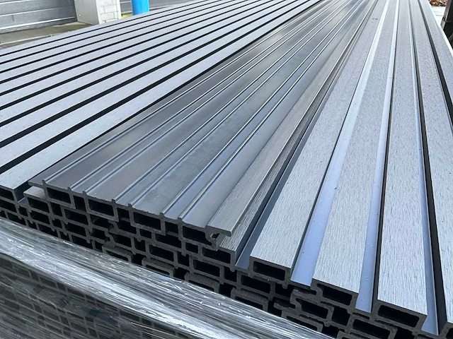 Composiet - gevelbekleding rhombusprofiel zwart (20x) - afbeelding 3 van  11