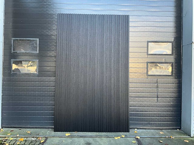 Composiet - gevelbekleding rhombusprofiel zwart (22x) - afbeelding 12 van  12