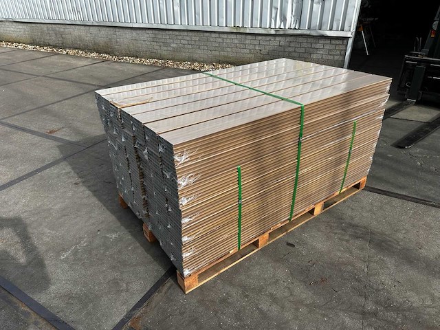 Composiet eiken schuttingplank 182,5x15,4x2 cm (294x) - afbeelding 2 van  4