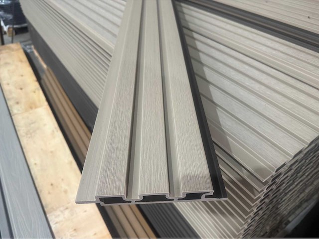 Composiet gevel plank (30x) - afbeelding 1 van  8