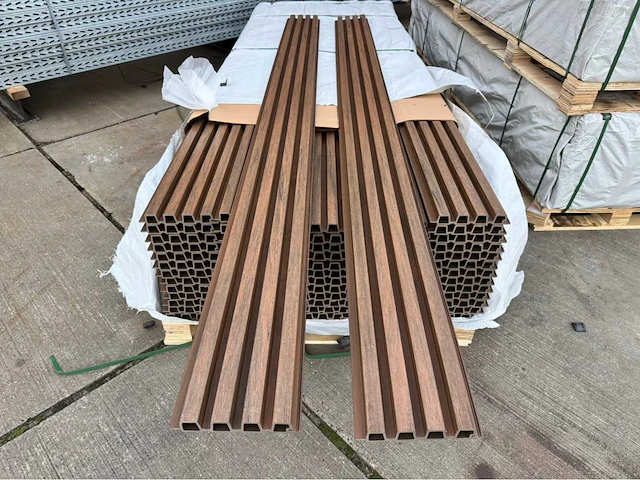 Composiet gevel plank (65x) 2900mm - afbeelding 21 van  22