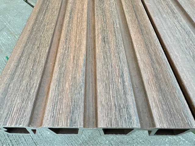 Composiet gevel plank (65x) 2900mm - afbeelding 9 van  22