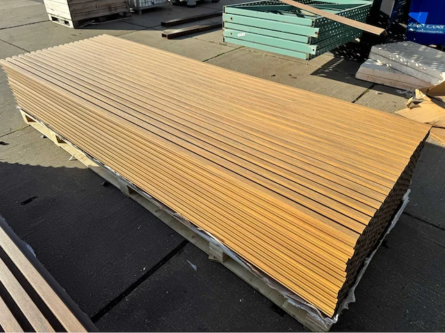 Composiet gevel plank (65x) 2900mm - afbeelding 21 van  22