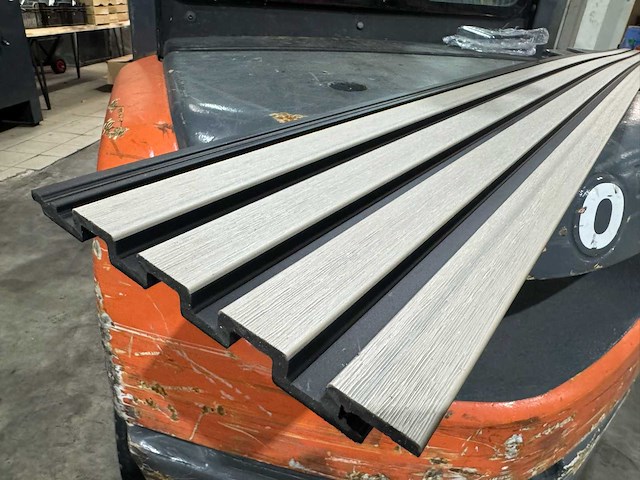 Composiet gevel plank (antique-black) (30x) - afbeelding 8 van  12