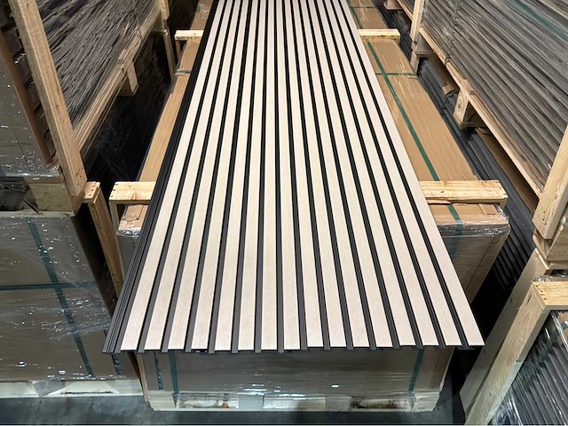 Composiet gevel plank (oak -black) (120x) - afbeelding 3 van  6