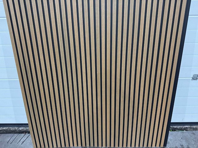 Composiet gevel plank teak - black (210x) - afbeelding 1 van  1