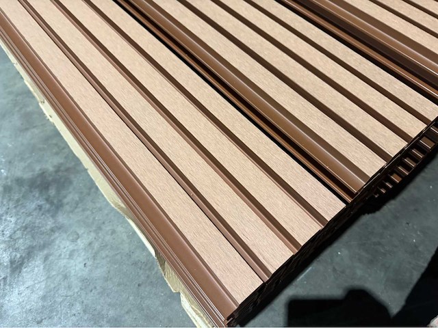 Composiet gevel plank (teak) (125x) - afbeelding 5 van  7