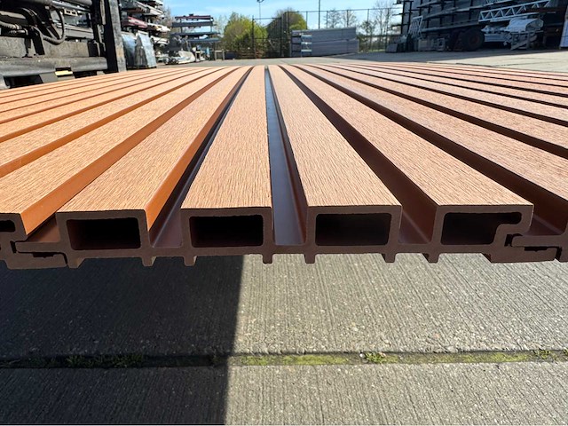 Composiet gevel plank (teak) (125x) - afbeelding 12 van  28