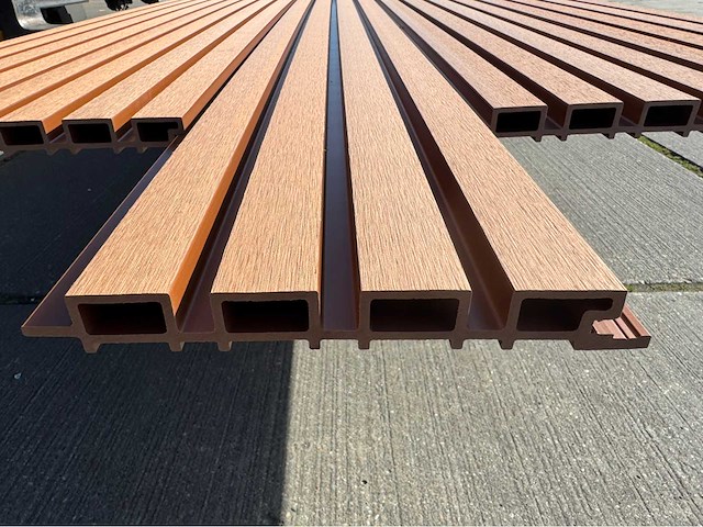 Composiet gevel plank (teak) (250x) - afbeelding 21 van  28