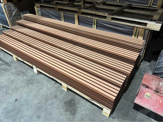 Composiet gevel plank (teak) (30x) 2900mm - afbeelding 13 van  15