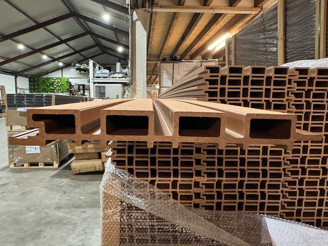 Composiet gevel plank (teak) (30x) - afbeelding 2 van  13