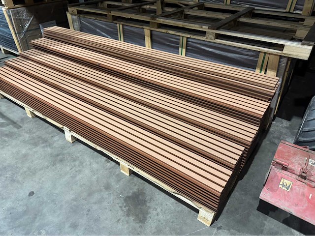 Composiet gevel plank (teak) (45x) - afbeelding 4 van  13