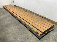 Composiet gevelbekleding natural cedar - 590x16,3x2,4 cm (45x) - afbeelding 1 van  8