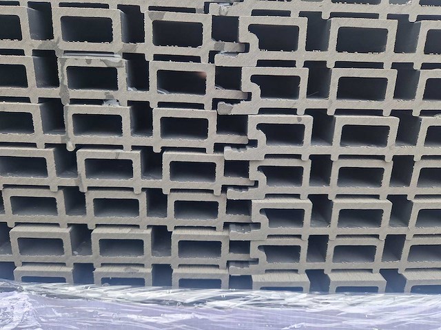 Composiet gevelbekleding rhombusprofiel 2900x219x26 mm (35x) - afbeelding 5 van  7