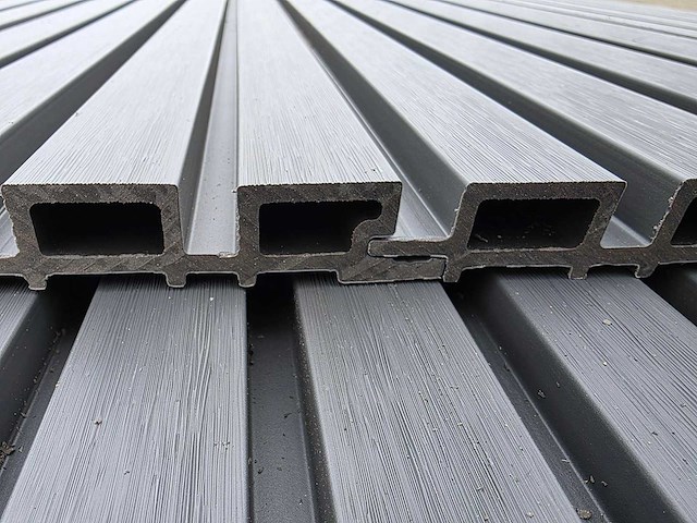 Composiet gevelbekleding rhombusprofiel antraciet (135x) - afbeelding 4 van  8
