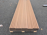 Composiet gevelbekleding rhombusprofiel donker eiken (50x) - afbeelding 4 van  7