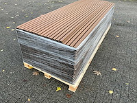 Composiet gevelbekleding rhombusprofiel teak (20x) - afbeelding 8 van  12