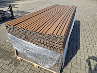 Composiet gevelbekleding rhombusprofiel teak (50x) - afbeelding 6 van  8