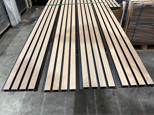Composiet gevelplank oak-black (100x) - afbeelding 5 van  7