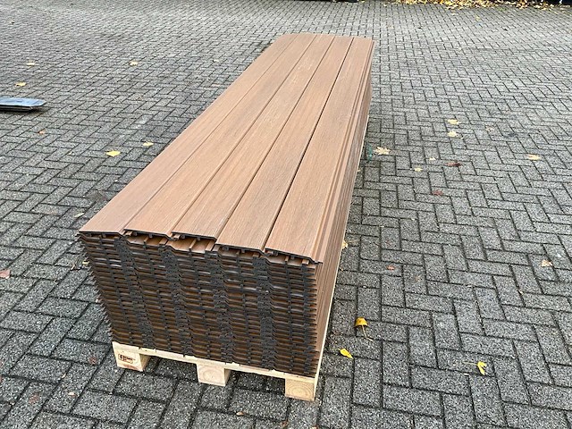 Composiet rabatplank 2900 x 172 x 20.5 mm (240x) - afbeelding 5 van  8