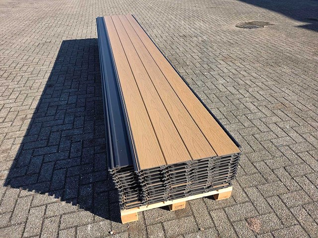 Composiet rabatplank 4000 x 1560 x 21 mm (45x) - afbeelding 9 van  10