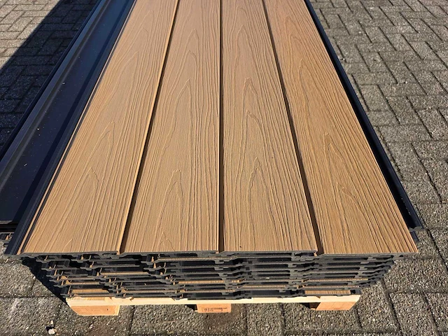 Composiet rabatplank 4000 x 1560 x 21 mm (50x) - afbeelding 7 van  10