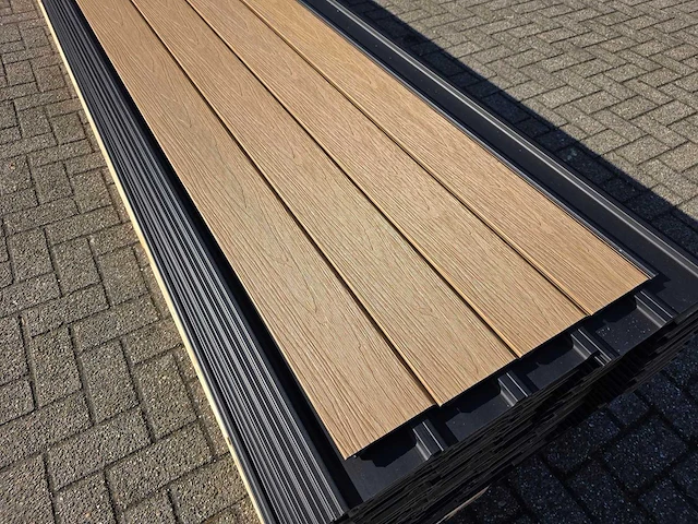 Composiet rabatplank 4000 x 1560 x 21 mm (50x) - afbeelding 10 van  10