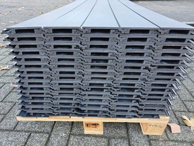 Composiet rabatplank 4000 x 1560 x 21 mm (75x) - afbeelding 2 van  2