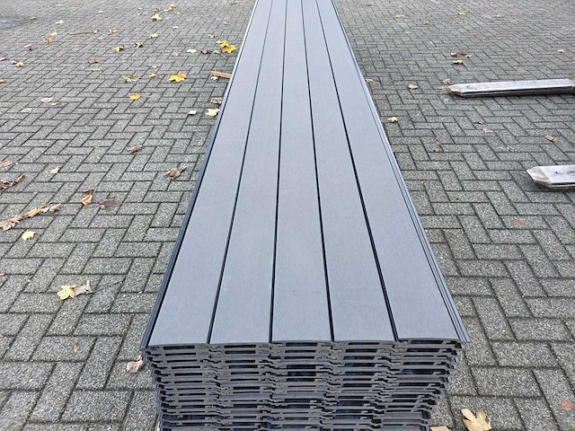 Composiet rabatplank 4000 x 1560 x 21 mm (75x) - afbeelding 2 van  5