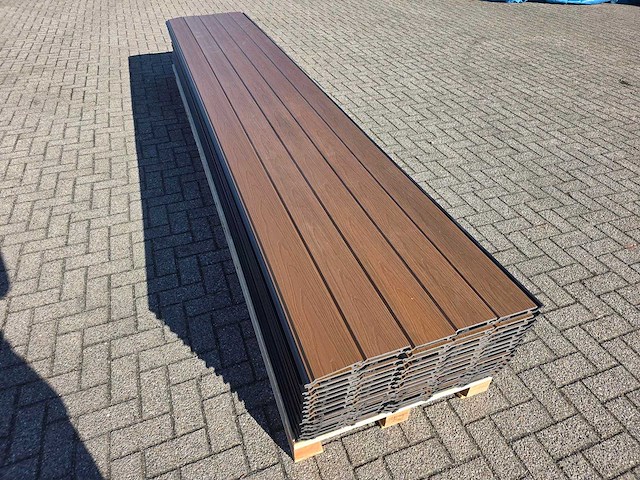 Composiet rabatplank 4000 x 1560 x 21 mm (75x) - afbeelding 5 van  10