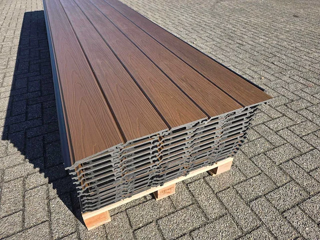 Composiet rabatplank 4000 x 1560 x 21 mm (75x) - afbeelding 3 van  3